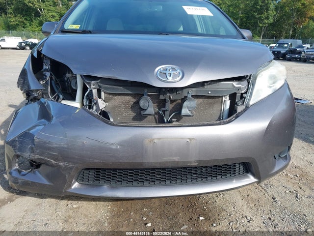 Продаж на аукціоні авто 2015 Toyota Sienna Le 7 Passenger, vin: 5TDJK3DC3FS111104, номер лоту: 46149126