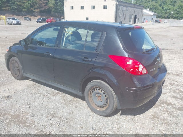 2010 Nissan Versa 1.8s მანქანა იყიდება აუქციონზე, vin: 3N1BC1CP6AL460107, აუქციონის ნომერი: 46149137