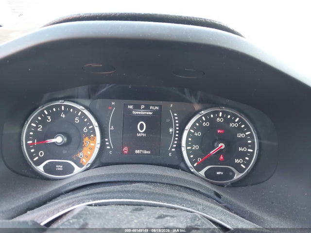 46149149 :رقم المزاد ، ZACCJBAB9JPH10841 vin ، 2018 Jeep Renegade Sport 4x4 مزاد بيع