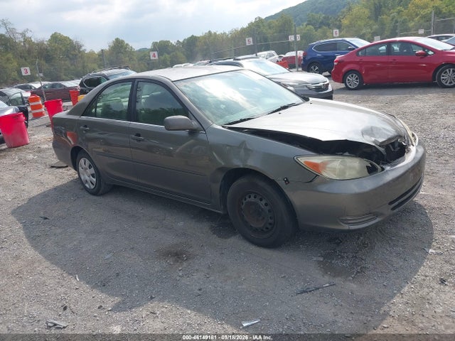 2002 Toyota Camry Le მანქანა იყიდება აუქციონზე, vin: 4T1BE32K22U574892, აუქციონის ნომერი: 46149181