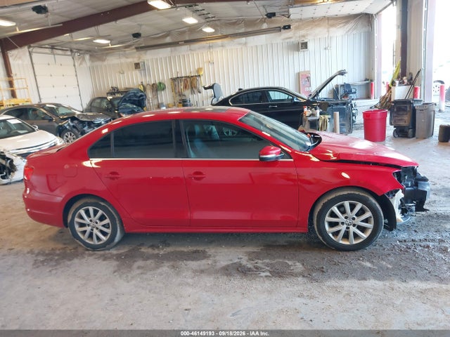 46149193 :رقم المزاد ، 3VWD17AJ0EM433835 vin ، 2014 Volkswagen Jetta 1.8t Se مزاد بيع