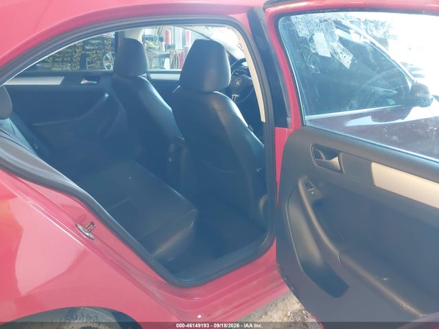 46149193 :رقم المزاد ، 3VWD17AJ0EM433835 vin ، 2014 Volkswagen Jetta 1.8t Se مزاد بيع