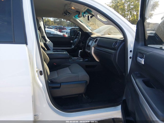 5TFDW5F12HX672710 Toyota Tundra Sr5 5.7l V8