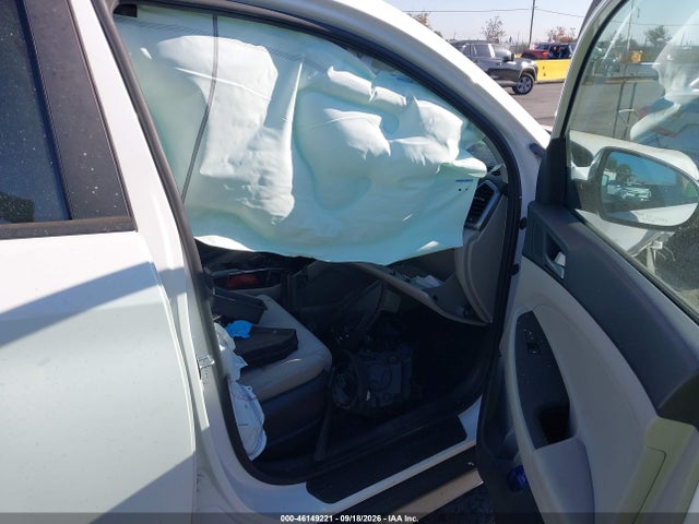 2017 Hyundai Tucson Sport მანქანა იყიდება აუქციონზე, vin: KM8J33A29HU469844, აუქციონის ნომერი: 46149221