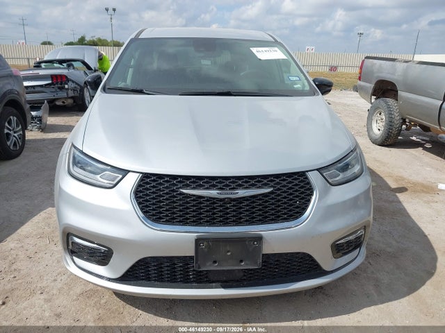 Chrysler Pacifica Touring L 2024 2C4RC1BG8RR132649 Image 12