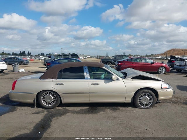 Aukcja sprzedaży 2008 Lincoln Town Car Signature Limited, vin: 2LNHM82W48X658503, numer aukcji: 46149305