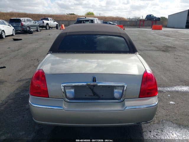 Aukcja sprzedaży 2008 Lincoln Town Car Signature Limited, vin: 2LNHM82W48X658503, numer aukcji: 46149305