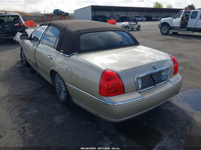 Aukcja sprzedaży 2008 Lincoln Town Car Signature Limited, vin: 2LNHM82W48X658503, numer aukcji: 46149305