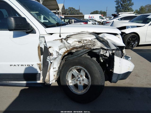 46149326 :رقم المزاد ، 1C4NJPBA7FD285301 vin ، 2015 Jeep Patriot Sport مزاد بيع