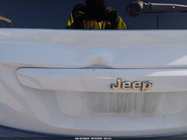 46149326 :رقم المزاد ، 1C4NJPBA7FD285301 vin ، 2015 Jeep Patriot Sport مزاد بيع