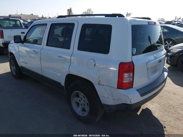 46149326 :رقم المزاد ، 1C4NJPBA7FD285301 vin ، 2015 Jeep Patriot Sport مزاد بيع