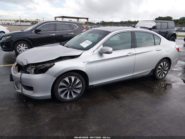 46149339 :رقم المزاد ، 1HGCR6F31FA006837 vin ، 2015 Honda Accord Hybrid مزاد بيع