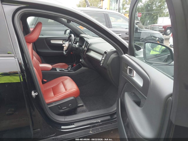 Auction sale of the 2019 Volvo Xc40 T5 Momentum, vin: YV4162UK4K2153348, lot number: 46149356