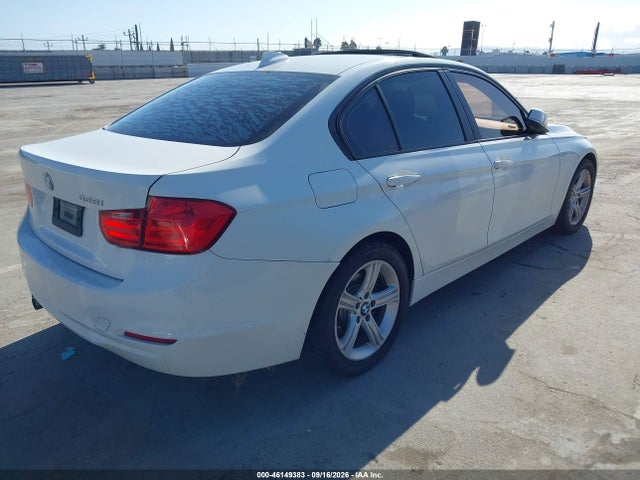 WBA3C1C57FP853476 BMW 328I