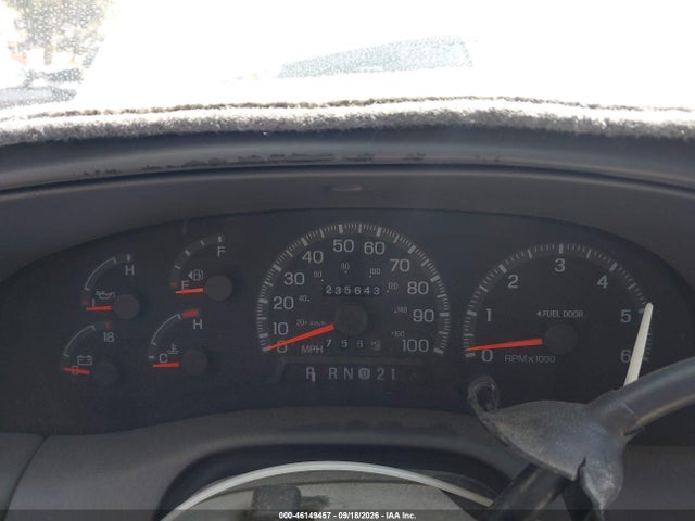 46149457 :رقم المزاد ، 1FTZX1768WNA28918 vin ، 1998 Ford F-150 Lariat/standard/xl/xlt مزاد بيع