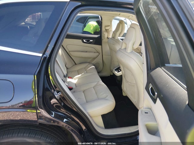 Продаж на аукціоні авто 2018 Volvo Xc60 T5 Inscription, vin: YV4102RL9J1005204, номер лоту: 46149476