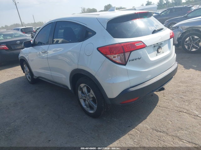 Honda HR-V LX 2017 3CZRU5H35HM720646 Image 3
