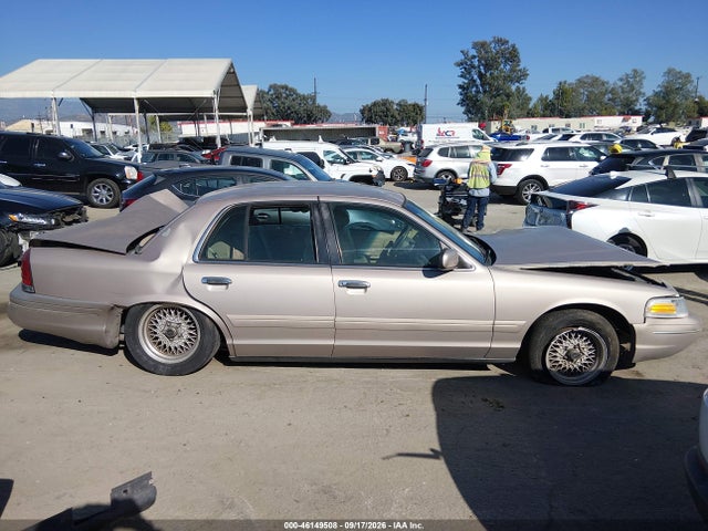 Продажа на аукционе авто 1998 Ford Crown Victoria Lx, vin: 2FAFP74W3WX190986, номер лота: 46149508