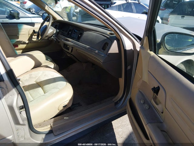 Продажа на аукционе авто 1998 Ford Crown Victoria Lx, vin: 2FAFP74W3WX190986, номер лота: 46149508