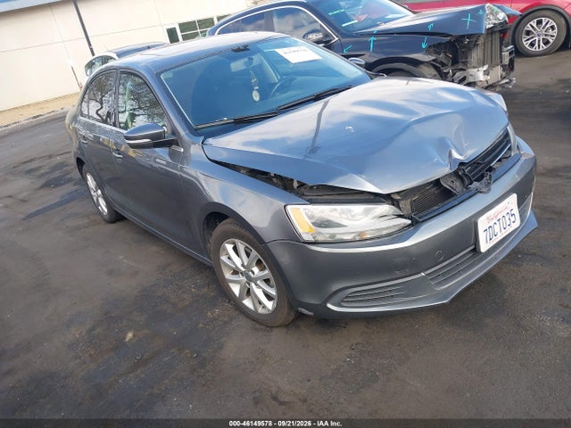 2013 Volkswagen Jetta 2.5l Se მანქანა იყიდება აუქციონზე, vin: 3VWDP7AJ2DM442811, აუქციონის ნომერი: 46149578