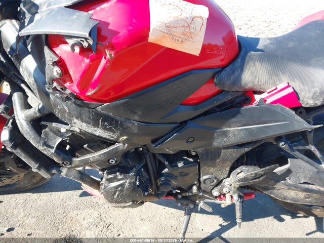 46149616 :رقم المزاد ، JS1C533D5J2100108 vin ، 2018 Suzuki Gsx-s750 M/z مزاد بيع