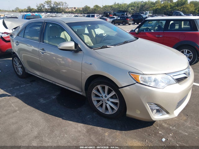 2014 Toyota Camry Hybrid Xle მანქანა იყიდება აუქციონზე, vin: 4T1BD1FK5EU131805, აუქციონის ნომერი: 46149622