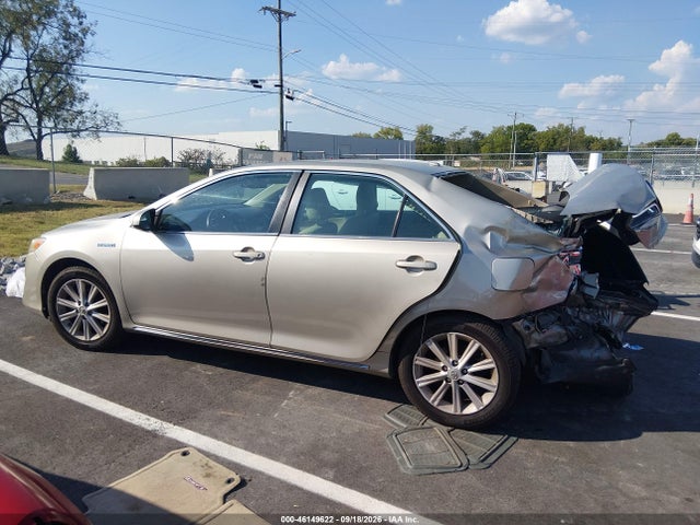 2014 Toyota Camry Hybrid Xle მანქანა იყიდება აუქციონზე, vin: 4T1BD1FK5EU131805, აუქციონის ნომერი: 46149622