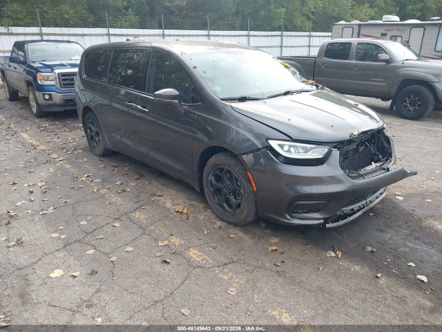 46149643 :رقم المزاد ، 2C4RC1L78NR216995 vin ، 2022 Chrysler Pacifica Hybrid Touring L مزاد بيع
