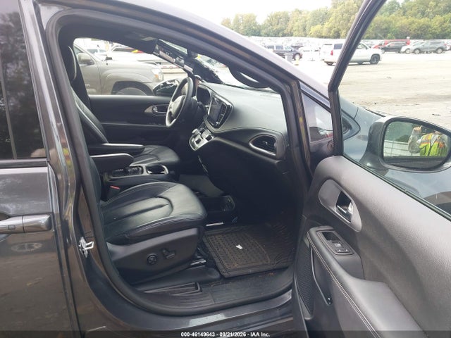 46149643 :رقم المزاد ، 2C4RC1L78NR216995 vin ، 2022 Chrysler Pacifica Hybrid Touring L مزاد بيع