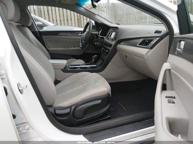 2015 Hyundai Sonata Sport მანქანა იყიდება აუქციონზე, vin: 5NPE34AF9FH071068, აუქციონის ნომერი: 46149668