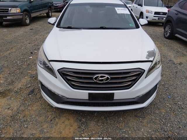 2015 Hyundai Sonata Sport მანქანა იყიდება აუქციონზე, vin: 5NPE34AF9FH071068, აუქციონის ნომერი: 46149668