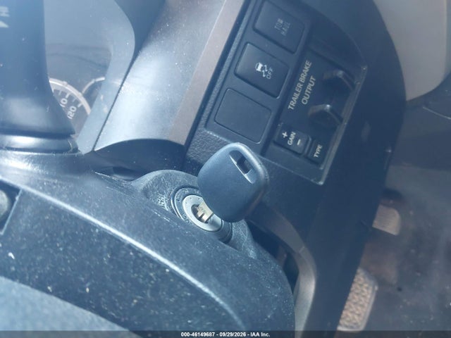 Продажа на аукционе авто 2016 Toyota Tundra Sr5 5.7l V8, vin: 5TFUW5F1XGX554077, номер лота: 46149687