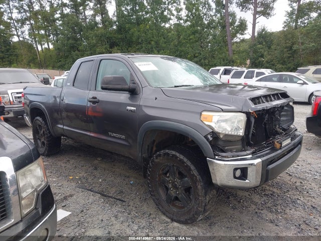 Продажа на аукционе авто 2016 Toyota Tundra Sr5 5.7l V8, vin: 5TFUW5F1XGX554077, номер лота: 46149687