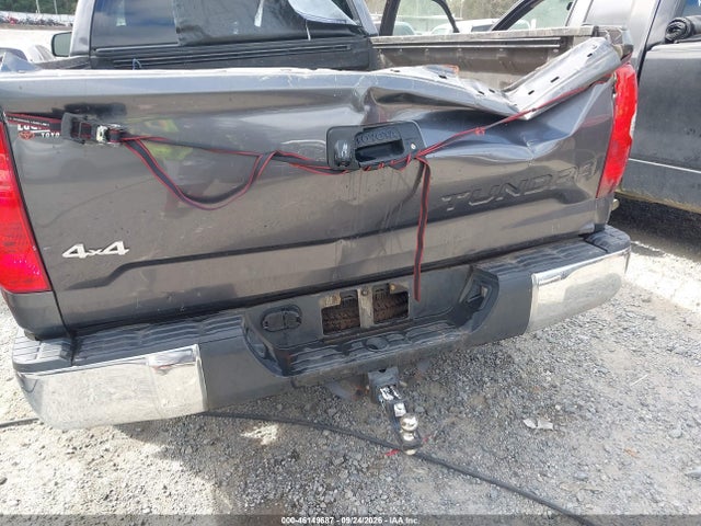 Продажа на аукционе авто 2016 Toyota Tundra Sr5 5.7l V8, vin: 5TFUW5F1XGX554077, номер лота: 46149687