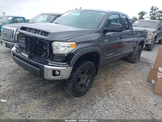 Продажа на аукционе авто 2016 Toyota Tundra Sr5 5.7l V8, vin: 5TFUW5F1XGX554077, номер лота: 46149687