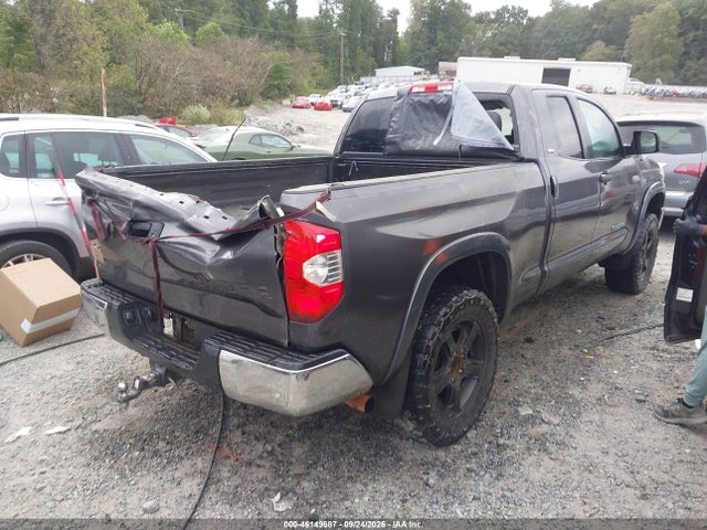 Продажа на аукционе авто 2016 Toyota Tundra Sr5 5.7l V8, vin: 5TFUW5F1XGX554077, номер лота: 46149687