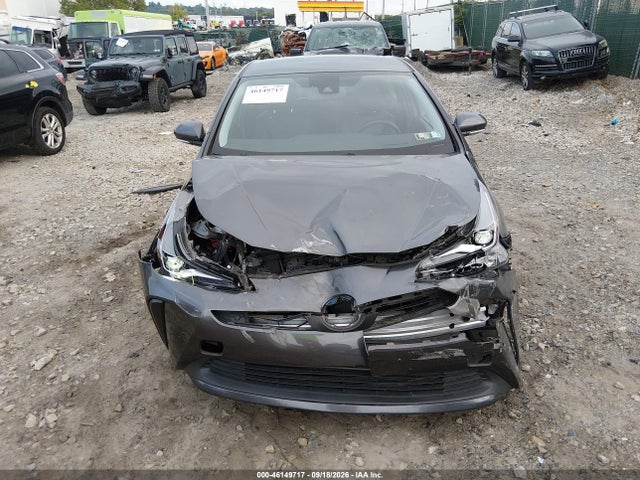 Toyota Prius Limited 2019 JTDKARFU0K3088568 Image 13