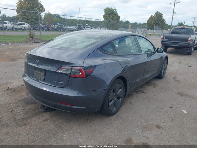 Tesla Model 3 Long Range Dual Motor All-wheel Drive 2022 5YJ3E1EB2NF194392 Image 4