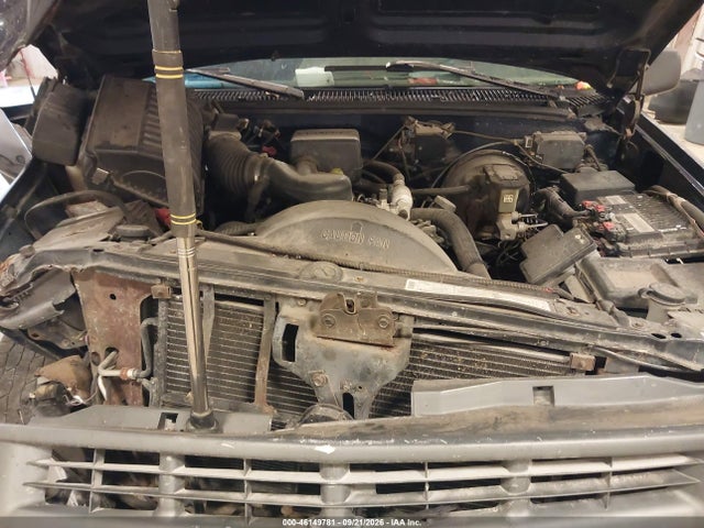 46149781 :رقم المزاد ، 1GCEK14R2TE157745 vin ، 1996 Chevrolet Gmt-400 K1500 مزاد بيع