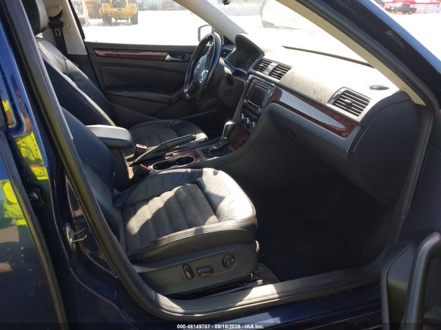 2013 Volkswagen Passat 2.5l Sel Premium მანქანა იყიდება აუქციონზე, vin: 1VWCH7A3XDC133454, აუქციონის ნომერი: 46149787
