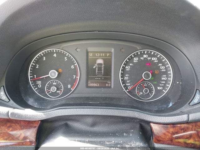 2013 Volkswagen Passat 2.5l Sel Premium მანქანა იყიდება აუქციონზე, vin: 1VWCH7A3XDC133454, აუქციონის ნომერი: 46149787