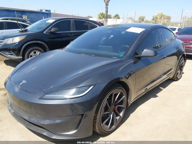Tesla Model 3 Performance All-wheel Drive 2024 5YJ3E1ETXRF866830 Image 2