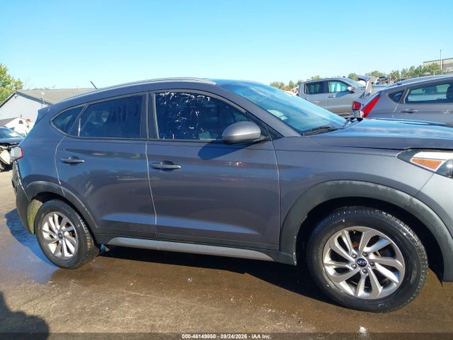 2017 Hyundai Tucson Se მანქანა იყიდება აუქციონზე, vin: KM8J3CA47HU302917, აუქციონის ნომერი: 46149850