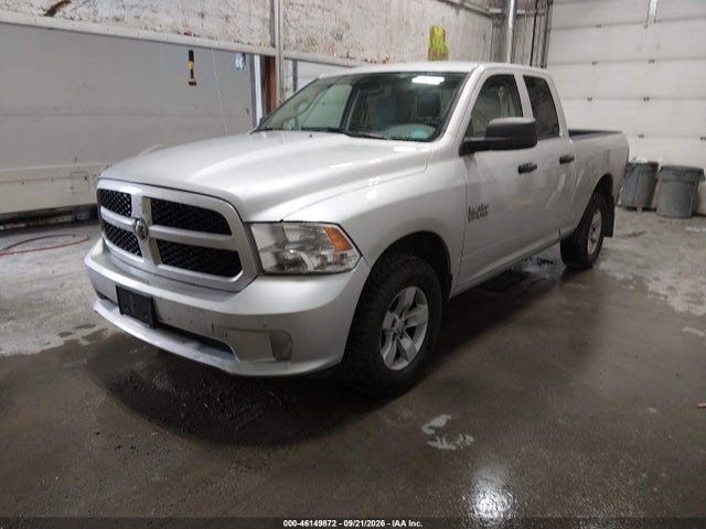 46149872 :رقم المزاد ، 1C6RR7FG2JS209862 vin ، 2018 Ram 1500 Express  4x4 6'4 Box مزاد بيع
