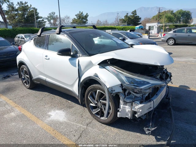 46149888 :رقم المزاد ، NMTKHMBX8NR145759 vin ، 2022 Toyota C-hr Limited مزاد بيع