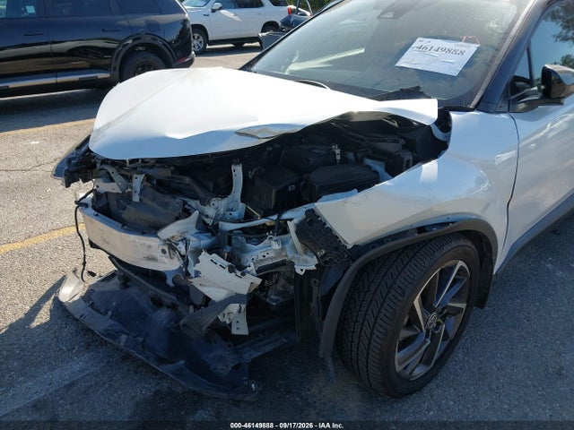46149888 :رقم المزاد ، NMTKHMBX8NR145759 vin ، 2022 Toyota C-hr Limited مزاد بيع