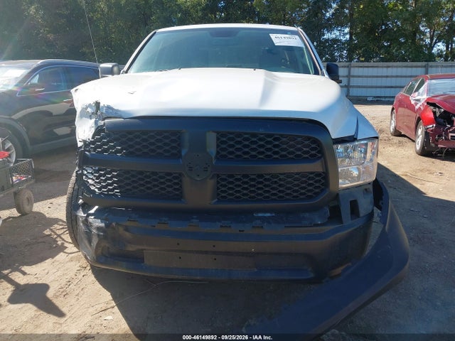 46149892 :رقم المزاد ، 1C6RR6FGXJS299014 vin ، 2018 Ram 1500 Tradesman  4x2 6'4 Box مزاد بيع