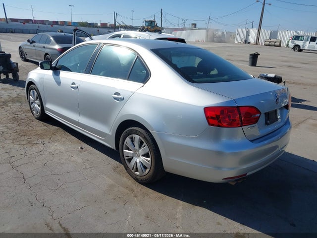 2013 Volkswagen Jetta 2.5l Se მანქანა იყიდება აუქციონზე, vin: 3VWDP7AJ3DM420803, აუქციონის ნომერი: 46149921