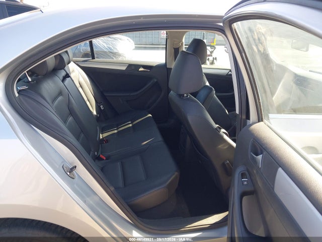 2013 Volkswagen Jetta 2.5l Se მანქანა იყიდება აუქციონზე, vin: 3VWDP7AJ3DM420803, აუქციონის ნომერი: 46149921