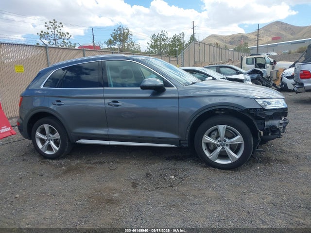 Auction sale of the 2020 Audi Q5 Premium 45 Tfsi Quattro S Tronic, vin: WA1ANAFY0L2039117, lot number: 46149940